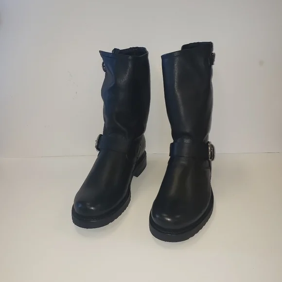 NWOT Frye Veronica Short Boots in Black - Picture 5 of 17